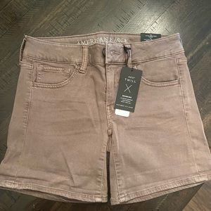 American eagle low rise super stretch mauve shorts